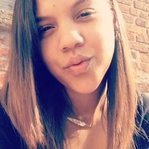 Meet your Posher, Iesha